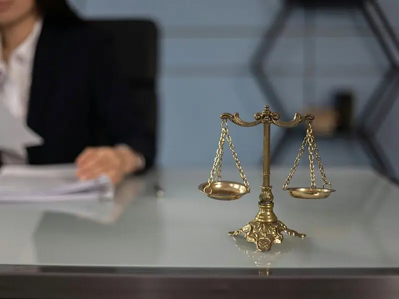 Jak przygotować się do sporu z bankiem w sprawie kredytu frankowego