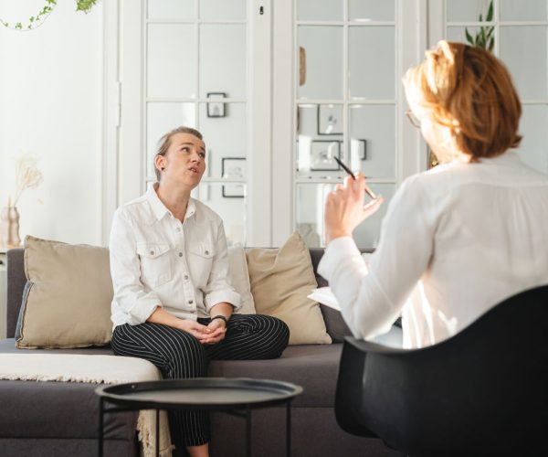 Dobry psychiatra w Szczecinie: kiedy szukać pomocy i jak wygląda opieka w ASYMED?